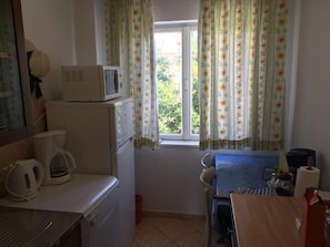 Private kitchen - Apartments Marica Palit (Rab)