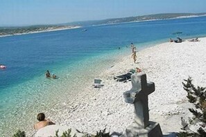 Beach - Apartments Bakula (Selca)