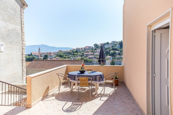 Apartment, 1 Doppelbett und Schlafsofa | Balkon