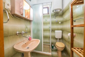 Bathroom - Apartment Pavić / One Bedroom Apartment A1 (Rovinj)