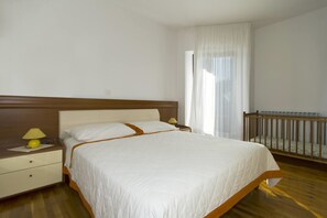 Apartment, Multiple Beds | Private kitchen | Stovetop, dishwasher, cookware/dishes/utensils - Apartment Gasparini / Three Bedrooms (Pula)