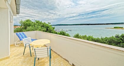 Apartments & Rooms Lanca