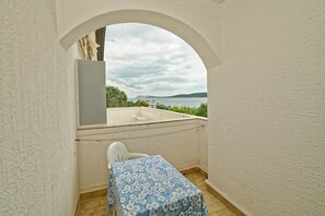 Departamento, 1 cama matrimonial y sofá cama | Balcón