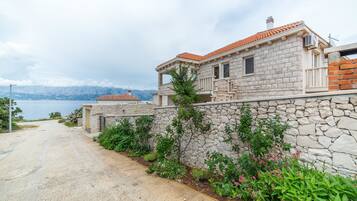 Apartment, Multiple Beds | Exterior