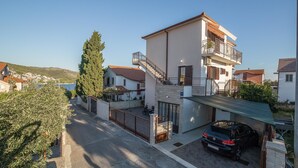 Exterior - Apartments Protega (Okrug)