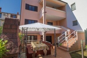 واجهة المنشأة