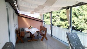 Apartament, 2 llits dobles | Balcó