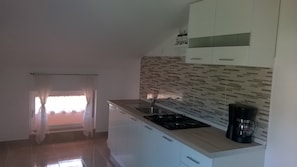 Leilighet, 2 dobbeltsenger | Eget kjøkken | Kokeplater og kjøkkenutstyr