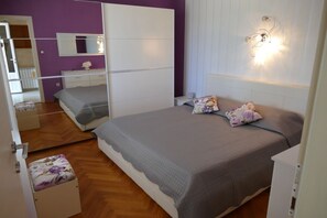 Apartment, 2 Double Beds | Private kitchen