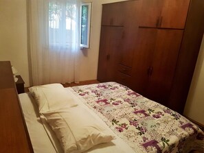 Apartment, Mehrere Betten | Kostenloses WLAN, Bettwäsche