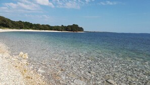 Beach nearby, sun-loungers - App Mikelic Stara Barbariga (Vodnjan)