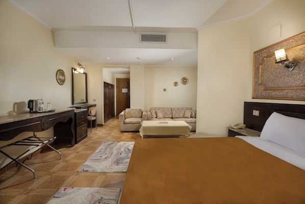 Suite, City View | 1 bedroom, minibar, in-room safe, iron/ironing board