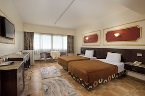 Minibar, in-room safe, iron/ironing board, free WiFi - Kanzy Hotel (Cairo)