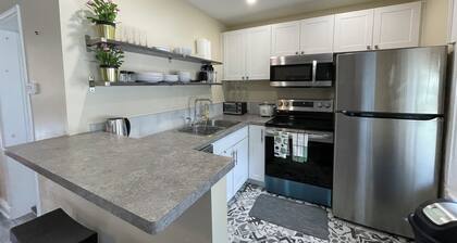 Comfort Home Stays - Central Niagara Ideal For Families or Groups