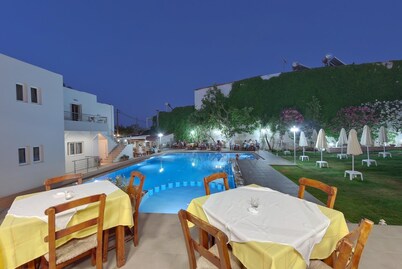Tarra Hotel