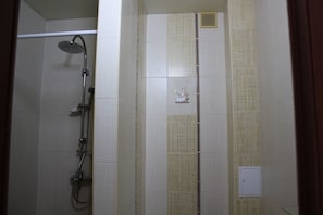 Comfort dubbelrum | Badrum | Dusch