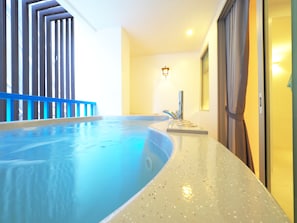 Deluxe Jacuzzi | View from room