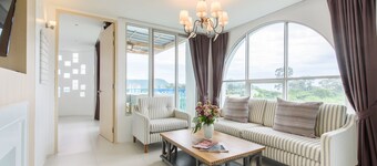 Costa Village Jacuzzi Bangsaray