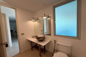 Premier Jacuzzi | Bathroom | Free toiletries, hair dryer, slippers, towels - Costa Village Jacuzzi Bangsaray (Sattahip)