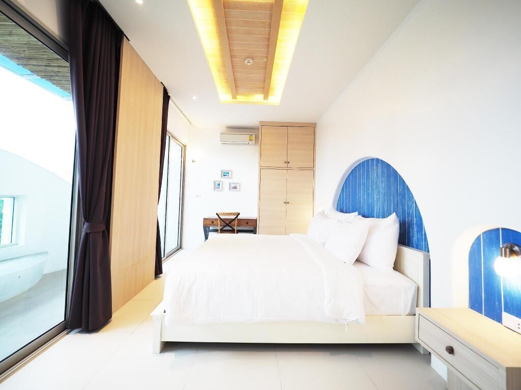 ตู้นิรภัยในห้องพัก, โต๊ะทำงาน, ผ้าม่านกันแสง, Wi-Fi ฟรี