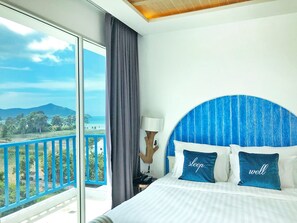 1 Bedroom Suite Jacuzzi | In-room safe, desk, blackout drapes, free WiFi - Costa Village Jacuzzi Bangsaray (Sattahip)
