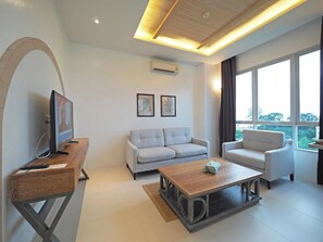 1 Bedroom Suite Jacuzzi Seaview | View from room - Costa Village Jacuzzi Bangsaray (Sattahip)