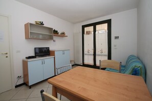 Apartment, 2 Schlafzimmer (70/A) | Wohnbereich