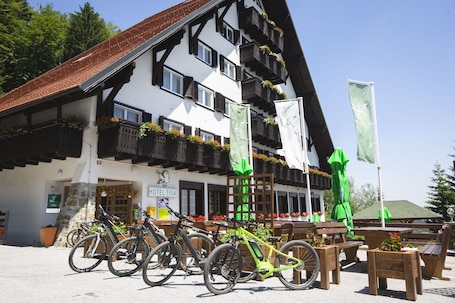 Front of property. Hotel Tisa