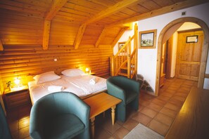 Duplex Quadruple Room | Premium bedding, minibar, in-room safe, desk - Hotel Tisa (Hoce-Slivnica)