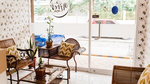 Sala de estar en el lobby