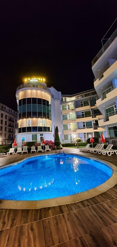 Apart-hotel Favorit