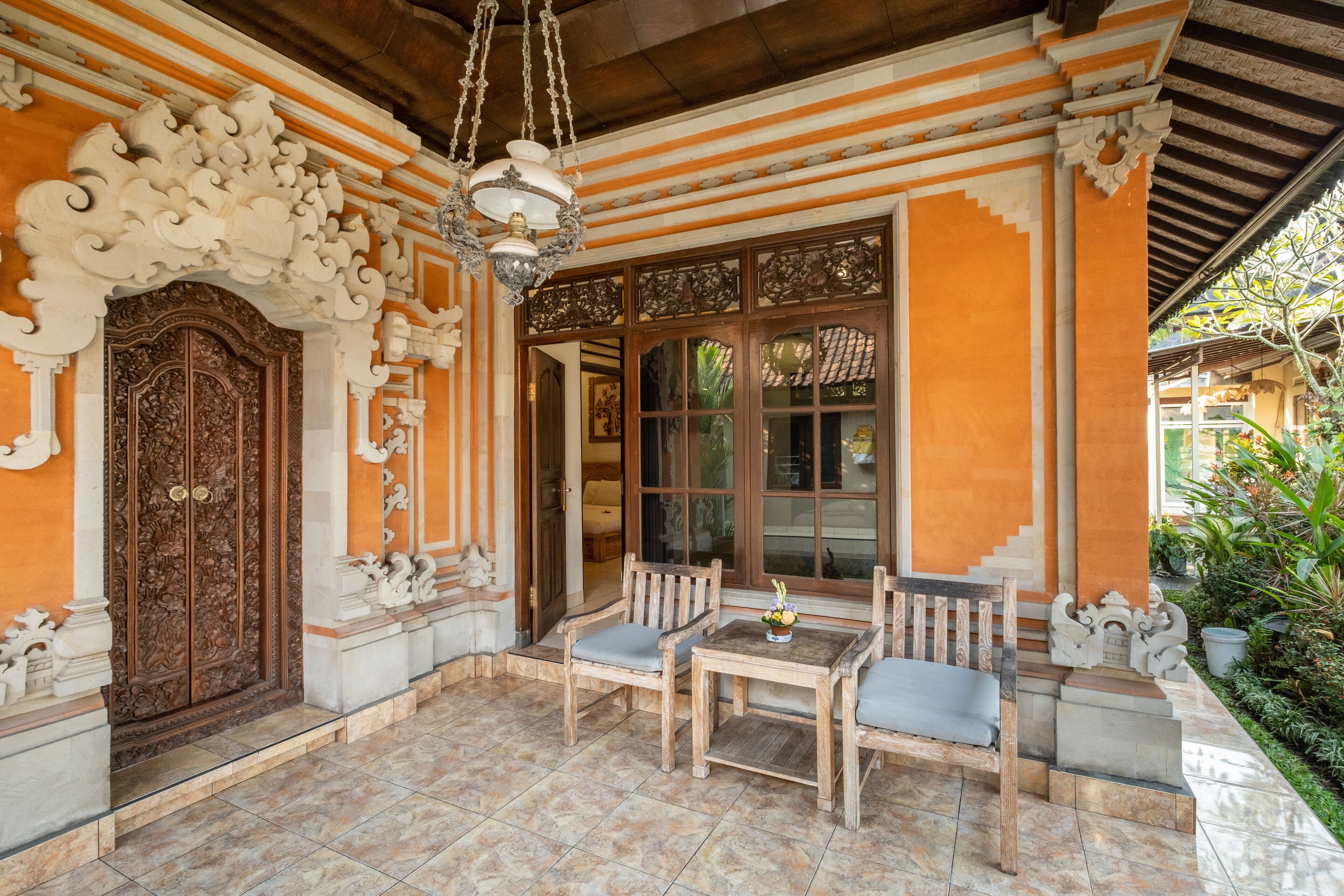 32-inch LED TV with digital channels, TV