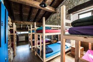 1 chambre, bureau, espace de travail pour ordinateur portable