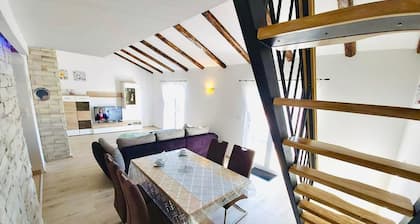 Apartments and Rooms Viskic