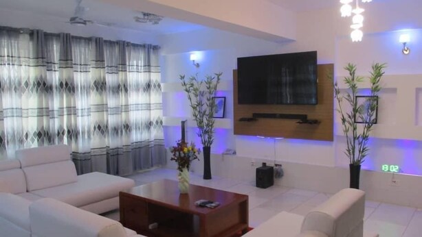 Ảnh chưa phân loại, 1 trong số 11 ảnh, nút