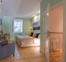 Decoración personalizada, muebles diferentes y escritorio 