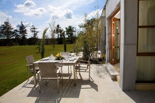 Lodges Self-Catering Garden Area | Terrace/patio