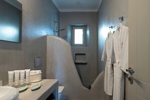Villa, 1 Bedroom, Hot Tub, Sea View (Angels Dream) | Bathroom | Shower, rainfall showerhead, designer toiletries, hair dryer - Angels Estate (Paros)
