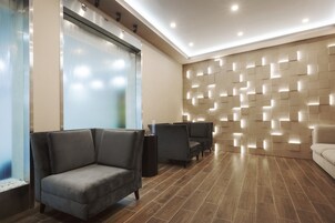 Sauna seca, sauna a vapor