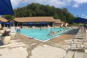 Pool - Tranquil Home Away From Home, Tranquil Home Away From Home, PET FRIENDLY! Pool Table, Fire Pit, and (Guilford Township)