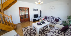 Villa, piscine privée | Coin séjour