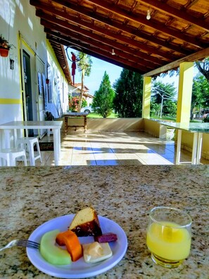Desayuno continental incluido todos los días