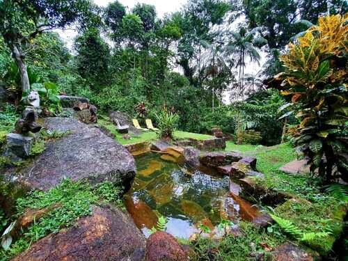 Between the forest and the sea, Casa das Pedras.