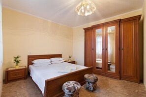 Apartment, 1 Bedroom | 1 bedroom, desk, iron/ironing board, free WiFi - Paradise apartment 1 (Lviv)