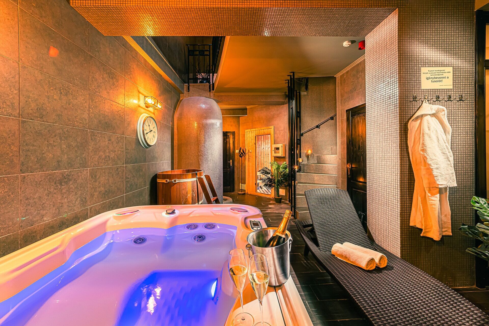 4 Star Hotels