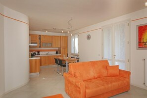 Apartment, 2 Bedrooms | Living area | TV - Il Cedro (Salò)