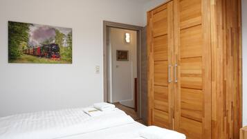 2 Schlafzimmer, Bügeleisen/Bügelbrett, kostenloses WLAN, Bettwäsche