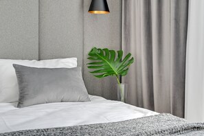 Leilighet – superior, 3 soverom, terrasse | Allergitestet sengetøy, lydisolert, wi-fi (inkludert) og sengetøy