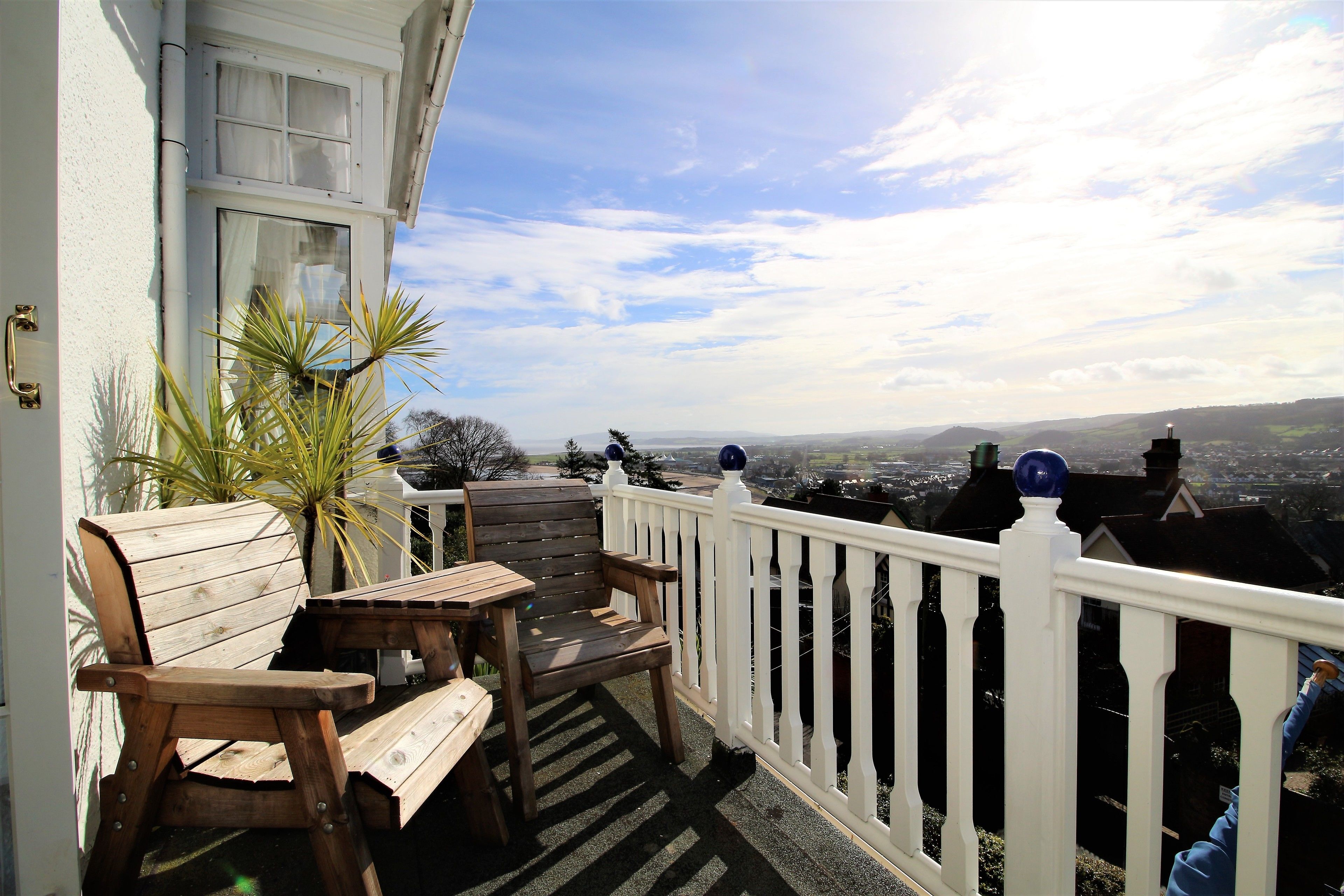 Vista para praia/oceano
