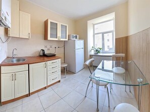 Apartment | Eigene Küche | Kühlschrank, Mikrowelle, Herdplatte, Wasserkocher